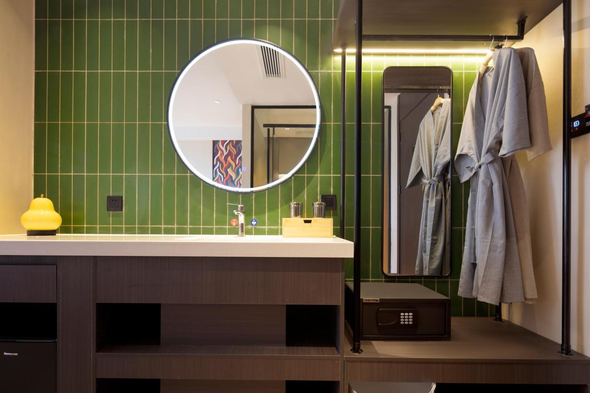 Mcsrh Hotel-Chongqing Jiefangbei Chaotianmen 외부 사진